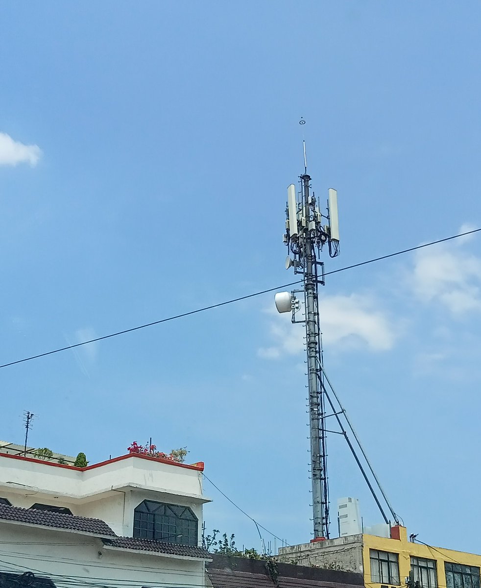 Av. Tepozanes, Esperanza, Nezahualcóyotl
maps.app.goo.gl/XsVAohTuuLazG3…
@neza