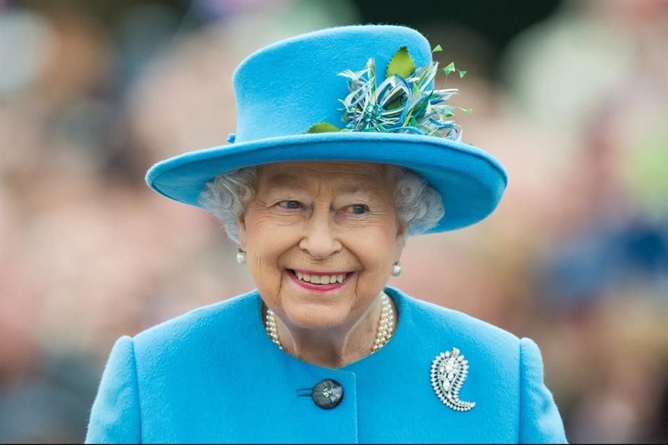 NoSoyBuenaOnda's tweet photo. No es que sea malinchista mis chairos, pero creo que al menos a los ingleses no les daba pena ajena quien los representaba... https://t.co/hYNsn19hir