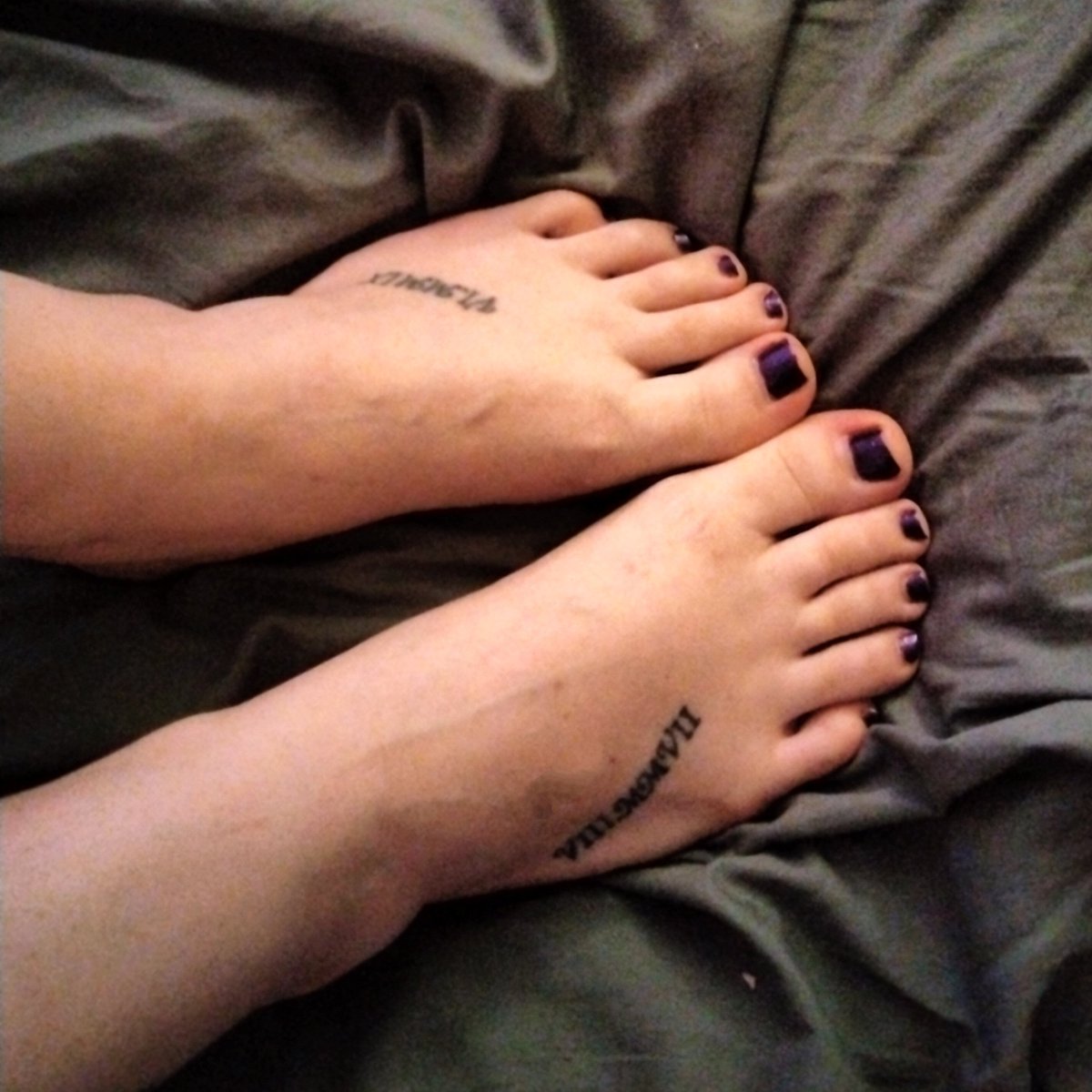 toeslikecandy's tweet photo. So soft this morning! Check my links for more. #feetphoto #toes #sellingcontent #feet https://t.co/MMhfc9KlPc