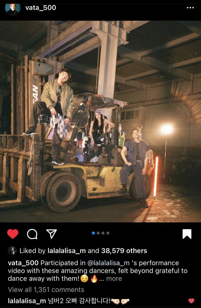 jingjingxx_'s tweet photo. ดู smf ละคุ้นหน้าวาตะwdbzมาก สรุปเค้าคือคนที่เต้นกับลิซ่าใน lilidance4 แล้วลิซ่าไปคอมเมนท์ไอจีว่าอปป้านัมเบอร์ทู😂 https://t.co/Da7F3guQVx