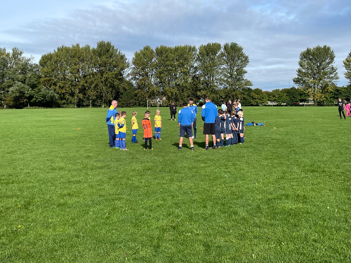 Brilliant to have 3 teams in action again:

Hearts of Beath v Thunder 
Lightning v Muchty 
Storm v Kennoway 

Goals galore across the 3 matches with fair play cards for Murray D (Thunder), Charlie F (Lightning) and Charles (Storm)

Well done everyone 👍⚽
