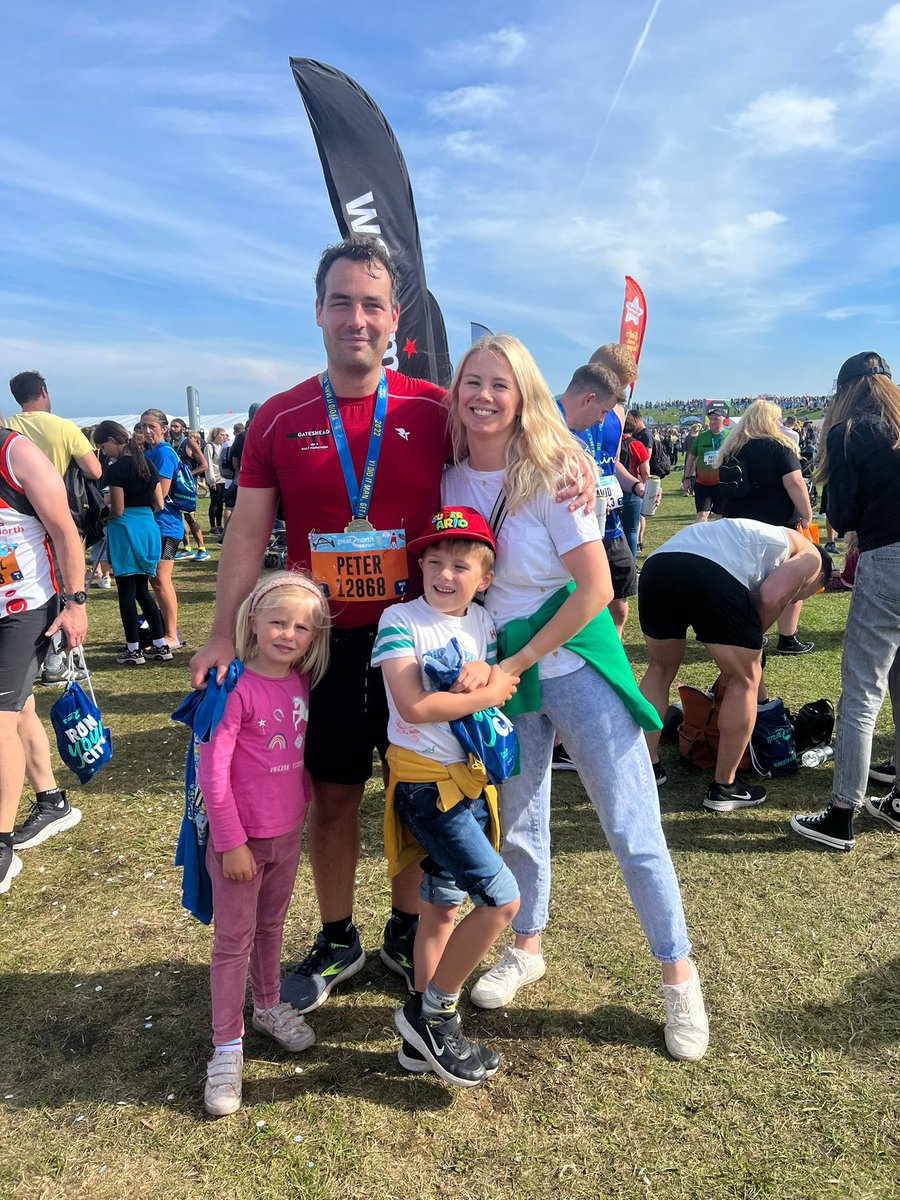 peterssteele's tweet photo. First #gnr2022  today. Didn’t break any records and pretty much hated every second after 8 miles… until I met Paul from Leeds who saw I was struggling at mile 11. Paul took me under his wing and basically dragged me to the finish line. Paul, wherever you are, thank you. https://t.co/YW7o57dFUr