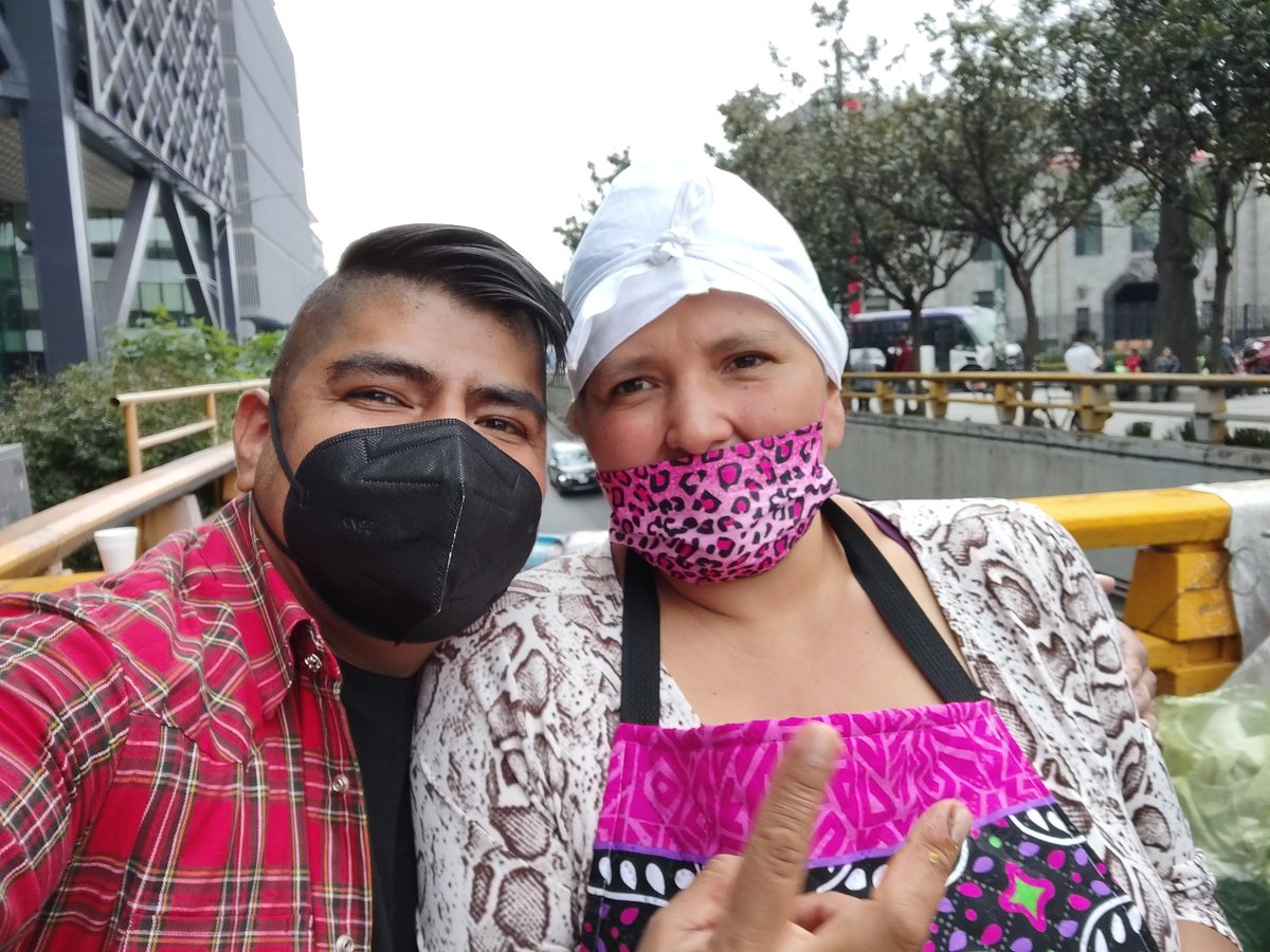 GEORGECICLYNG's tweet image. Tocó colectar pedido con la nutrióloga🤩🤩🙌🙌🙌🙌🙌Catita,junto a la estela de luz‼️‼️
#tortasdechilaquiles  #cata #lasmerasmeras #katakil