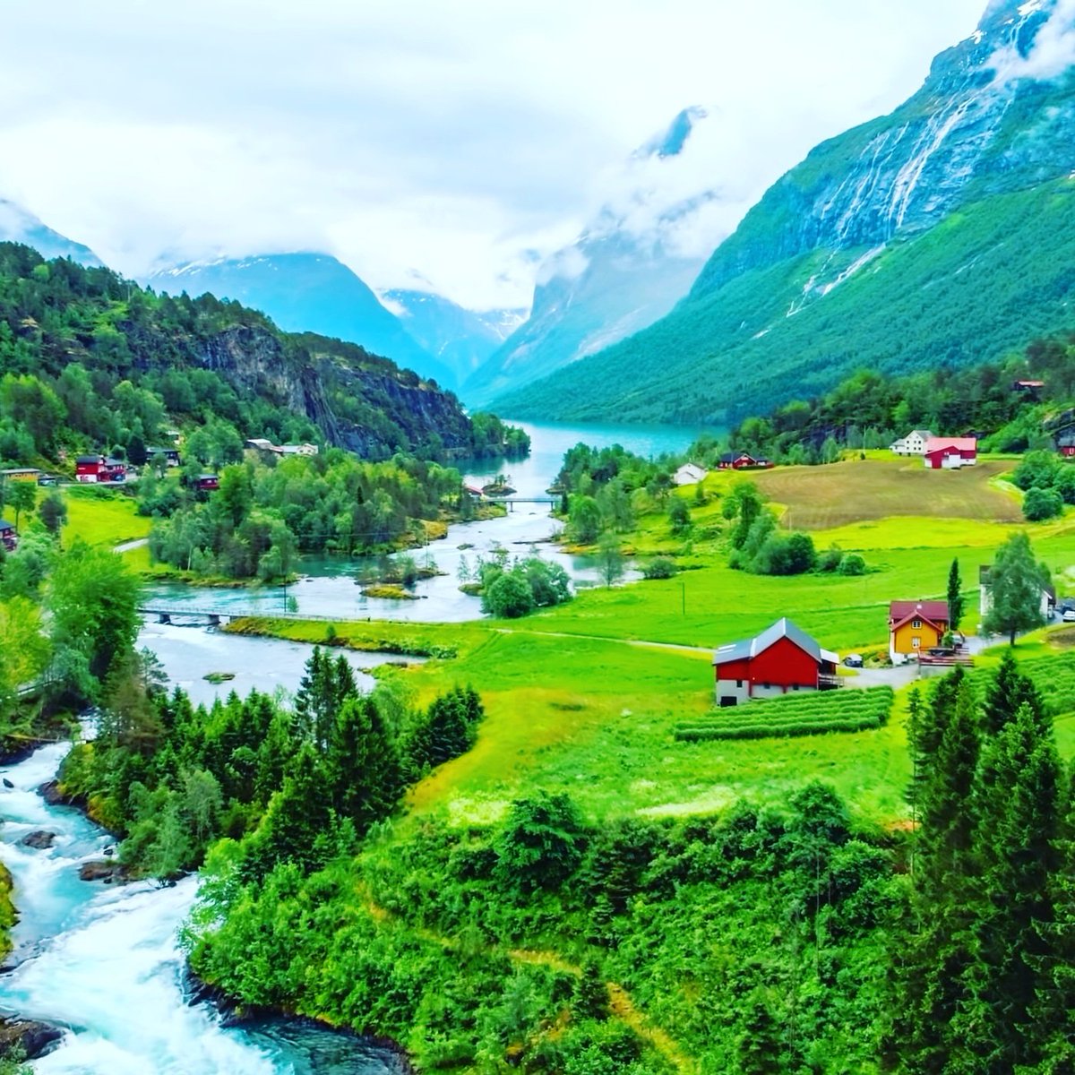 Beutiful view
.
.
#nature #naturephotography #NatureBeauty #naturelovers #NaturePhotography