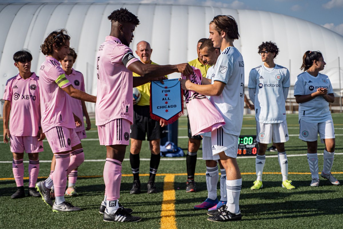 InterMiamiCF's tweet photo. Fútbol unites 💗🖤⚽️

Our 2022 #InterMiamiCF Special Olympics Unified Team made its season debut yesterday with a thrilling 4-6 win against the Chicago Fire FC. 

Check out the highlights and special moments leading up to their match here: https://t.co/KiCzaAieLZ https://t.co/q9BijeSa5H