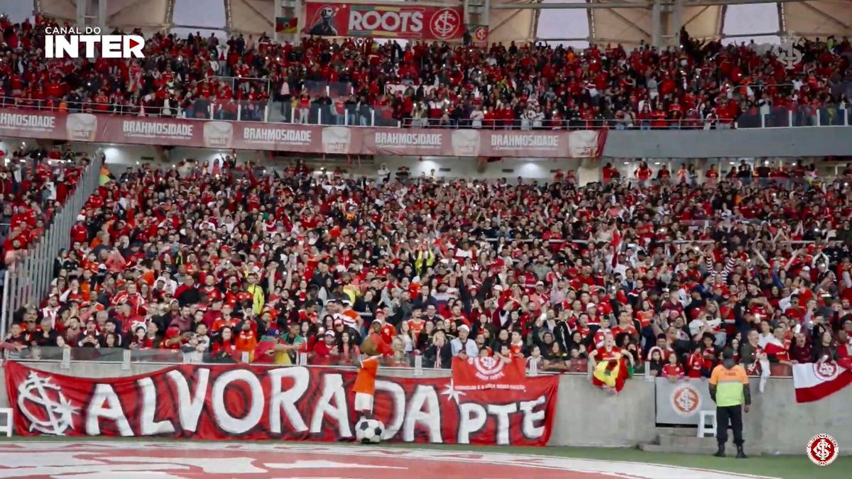 SCIAlvoradaP7's tweet photo. +3 pontos!!!
A quarta taça teu povo quer levantar!!
Seguimos juntos @scinternacional
#OsDonosDaCidade #AlvoradaPte https://t.co/uuq6ZoRXVl