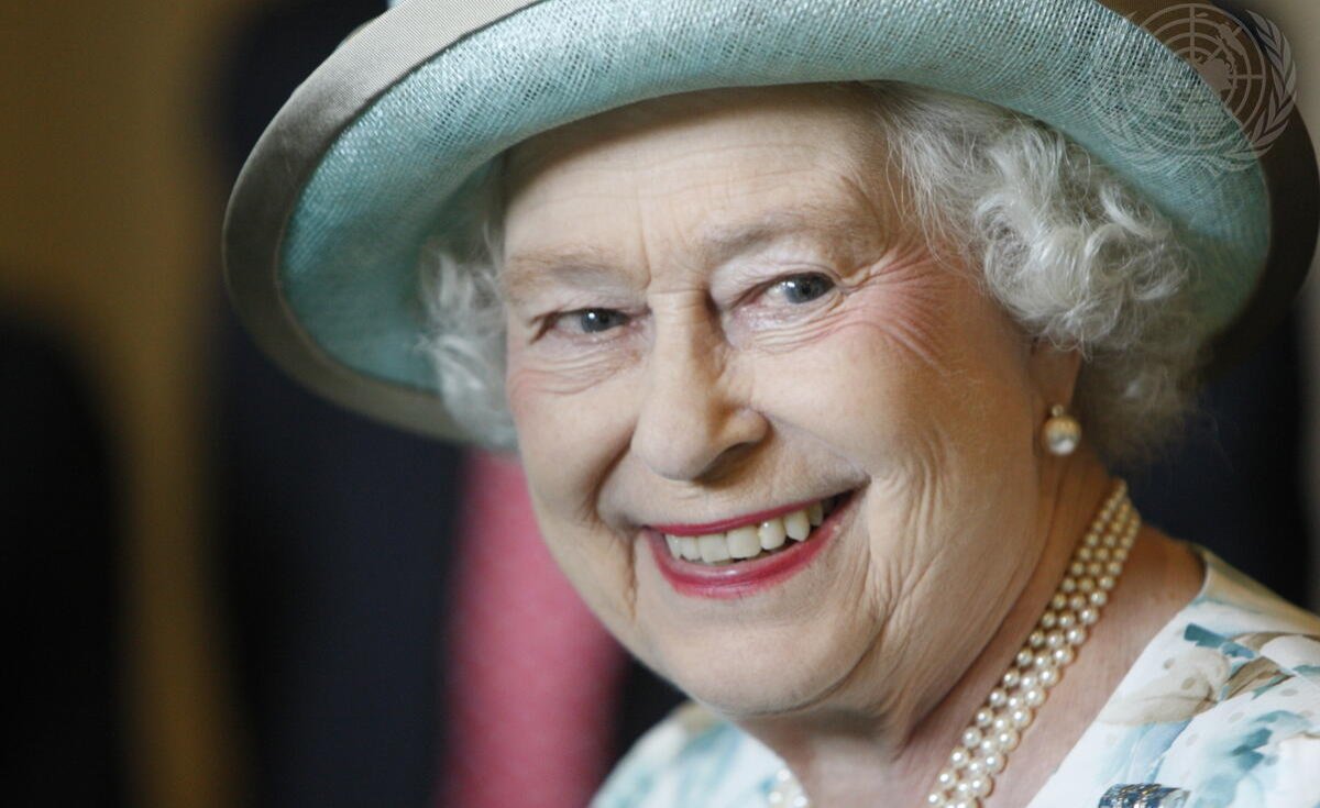 Queen Elizabeth II's Death Sparks Mixed Feelings Across Africa <a href="/DeutscheWelle/">DW Deutsche Welle</a>: allafrica.com/stories/202209… #Africa