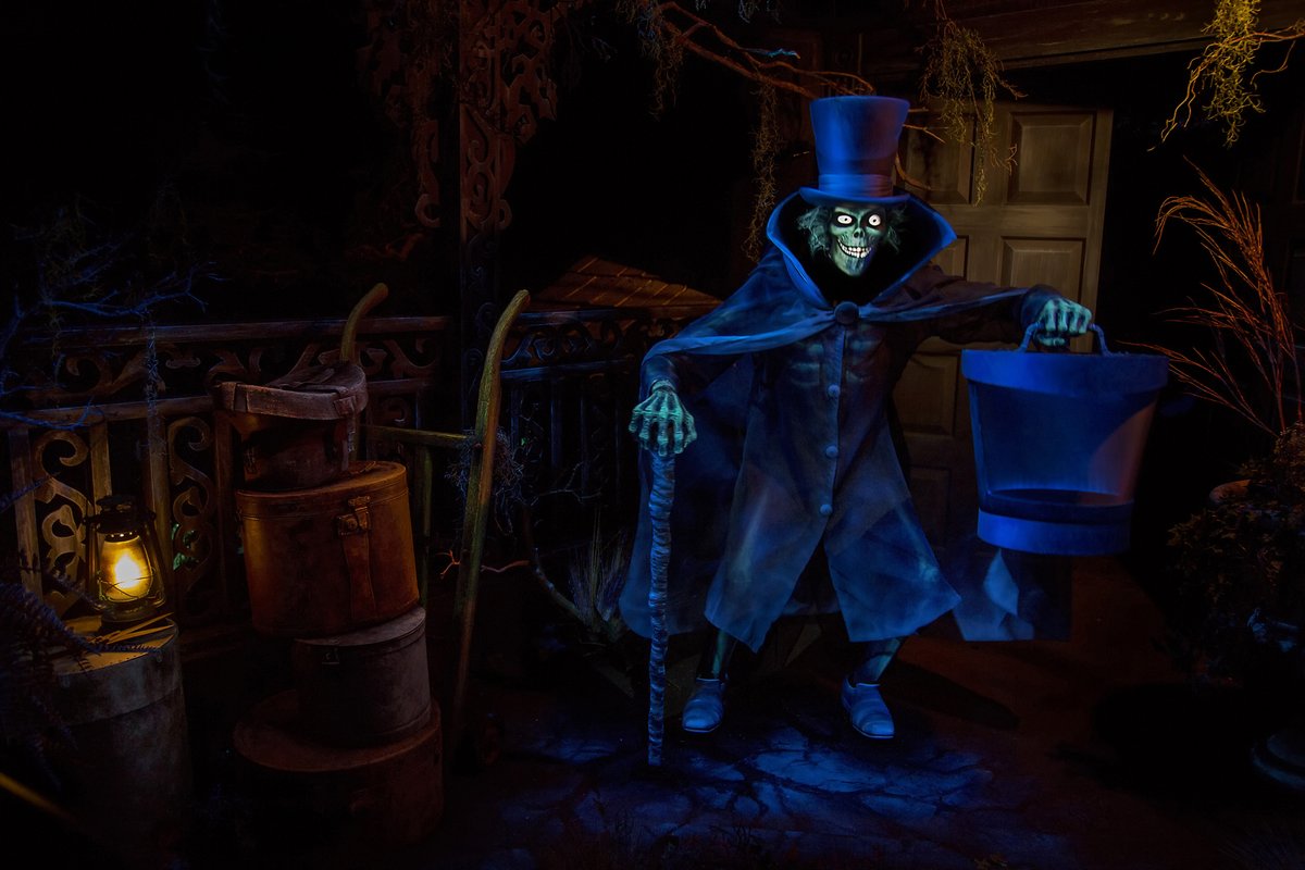 It’s happening! The Hatbox Ghost will materialize at the Haunted Mansion in 2023 in Magic Kingdom Park at Walt Disney World Resort! 👻 #D23Expo