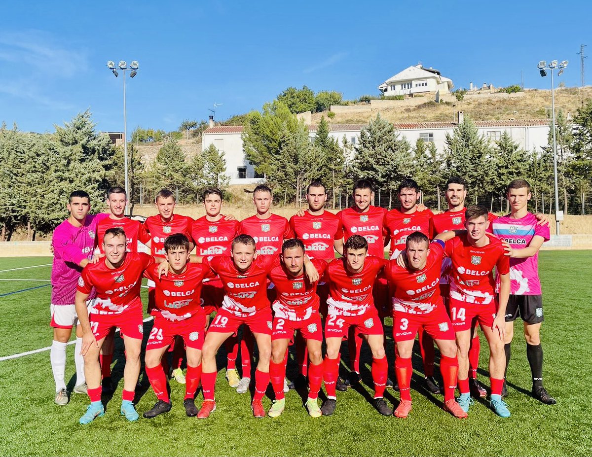 BetiKozkorKE's tweet photo. 1ª AUTONÓMICA | JORNADA 1

⏱ FINAL DEL PARTIDO | BUKAERA

      Zarramonza 0️⃣ Beti Kozkor 1️⃣
                                  ⚽️ Arrieta

ℹ️ Estreno liguero con victoria y los 3 primeros puntos para la 🎒.

Ongi mutilak!!👏👏

#GoazenBeltzak 🏴 #Lekunberri
#HerriBatTaldeBat 💪 https://t.co/zoAyzQQOXS