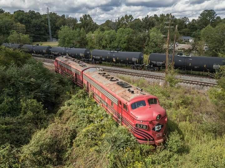 PFF_Fantasy's tweet photo. Live look at the Dameon Pierce hype train 🚂 😭 https://t.co/qI3uiucYwF
