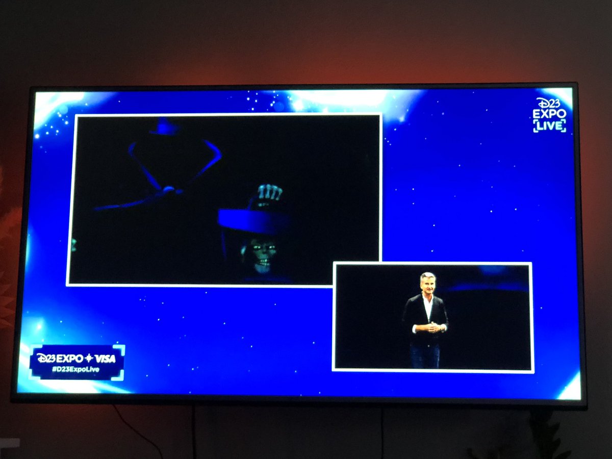 Hat Box Ghost to the Haunted Mansion #wdw 👻

#Disneyparks #D23Expo #D23ExpoLive