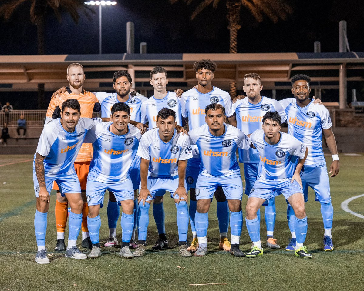 ocfcsoccer's tweet photo. Starting XI from our W last night. https://t.co/CQDG2w9El3