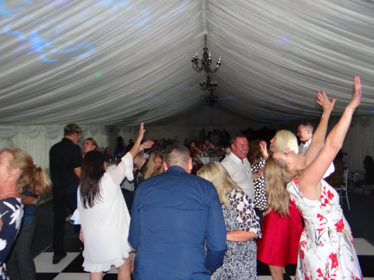 Wedding DJ Steve Dee
John &amp; Helena. 
New Road
Great Chishill
SG8 8SU