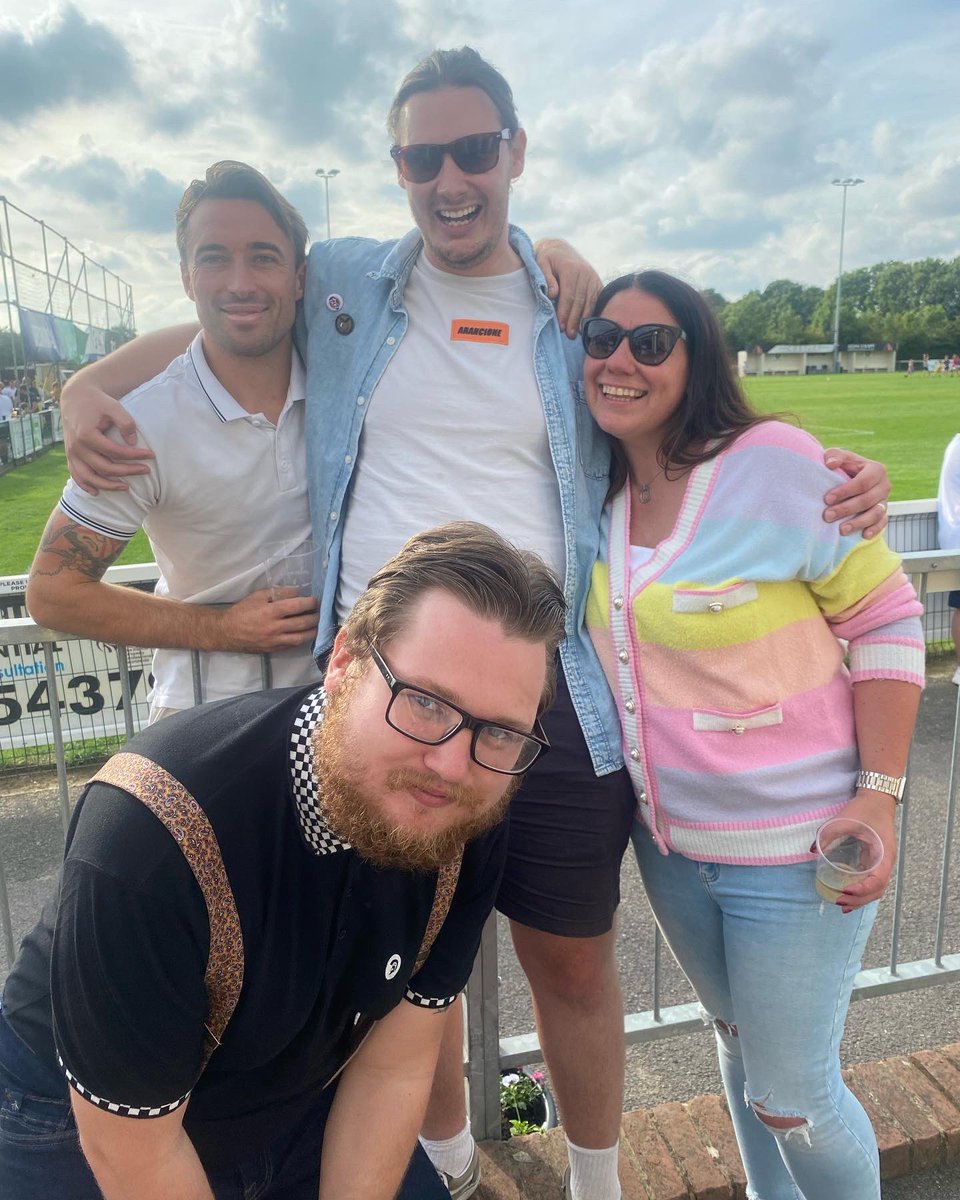 The Arancione - AFC Portchester Supporters Group (@arancionefans) on Twitter photo What a day at <a href="/steve_ramsey8/">Steve Ramsey</a> testimonial for a fantastic cause 👏🏻 Even an unexpected (laboured) stint on the pitch and bagged a goal in the old Vans, time to retire! Massive👏🏻 to <a href="/NoeJoakes/">Joe Noakes</a> for putting the day together,no doubt loads raised for the Ramsey family’s chosen charity. What a day at <a href="/steve_ramsey8/">Steve Ramsey</a> testimonial for a fantastic cause 👏🏻 Even an unexpected (laboured) stint on the pitch and bagged a goal in the old Vans, time to retire! Massive👏🏻 to <a href="/NoeJoakes/">Joe Noakes</a> for putting the day together,no doubt loads raised for the Ramsey family’s chosen charity.
