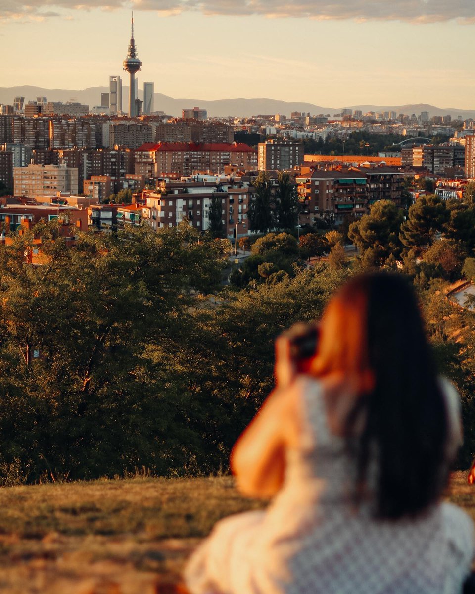 madrid_secreto's tweet photo. Domingos de relax. 🌿 📍 Cerro del Tío Pío

📸 IG: @glors_ https://t.co/drfMuYzQm1