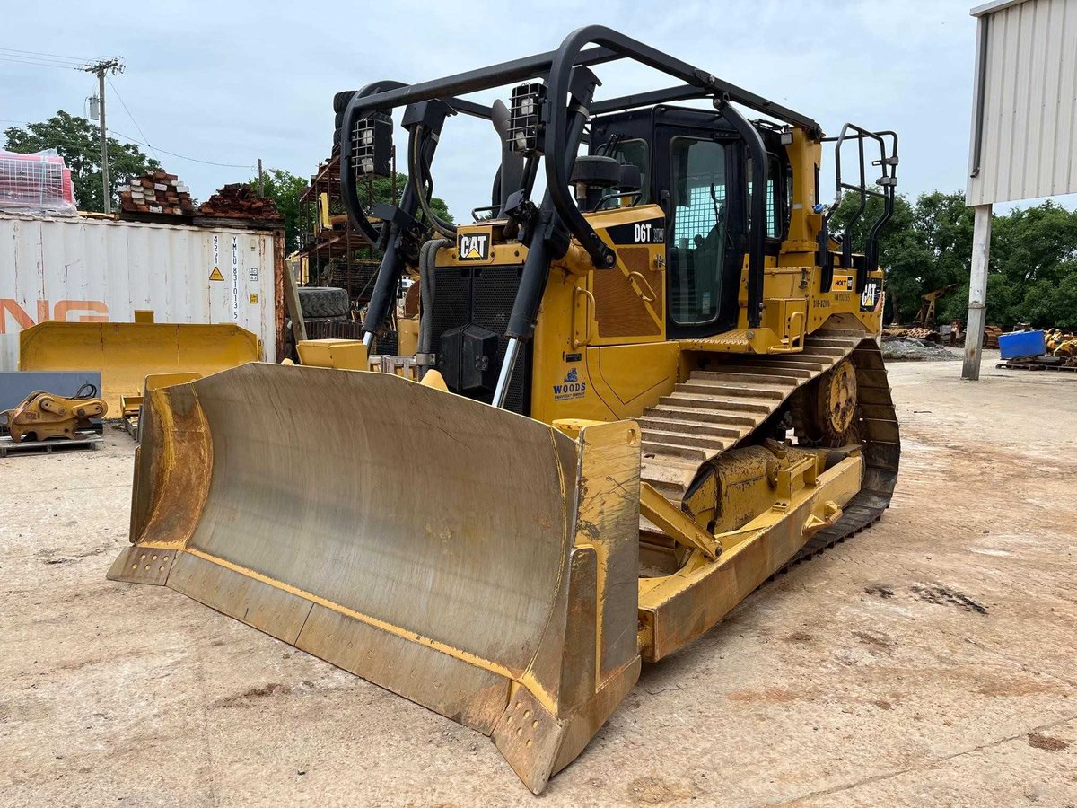 rockanddirt's tweet photo. ππ§ Looking for a dozer? Check out this 2015 CATERPILLAR D6T XW and more at https://t.co/fW3xPxxT3O π
#Dozers #HeavyEquipment #RockandDirt https://t.co/nwigNSvbZE
