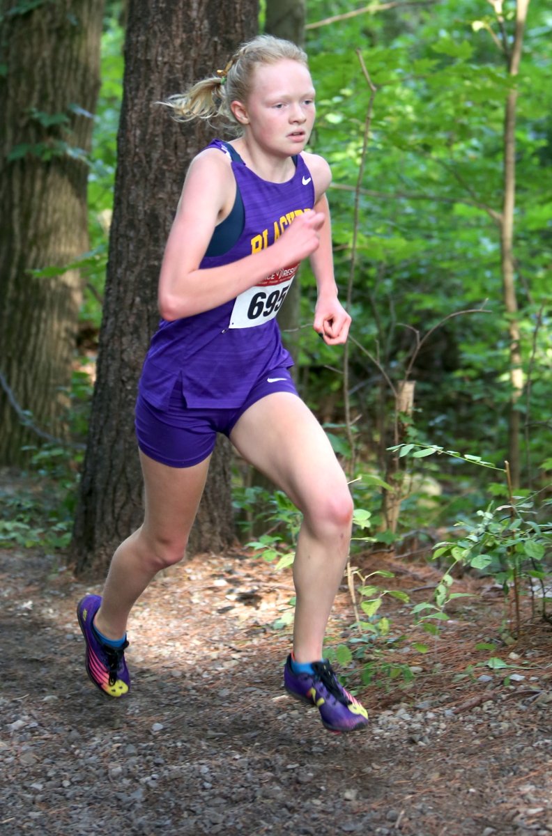Mike_Photograph's tweet photo. Guilderland &amp; Voorheesville ran well in the Blackbird Invy. Voorheesville Girls won the D2 title w/ 23 pts, Guilderland Girls 3rd w/ 95 &amp; Boys 2nd w/ 58. Lindsey Wight 2nd, Mason Curl 8th, Alexa Kosier 12th &amp; Aakash Iyer 3rd. @theAEnews @GoDutchAthletix @GLandTrack @GuildBoysRun https://t.co/7xsWK5uzS5