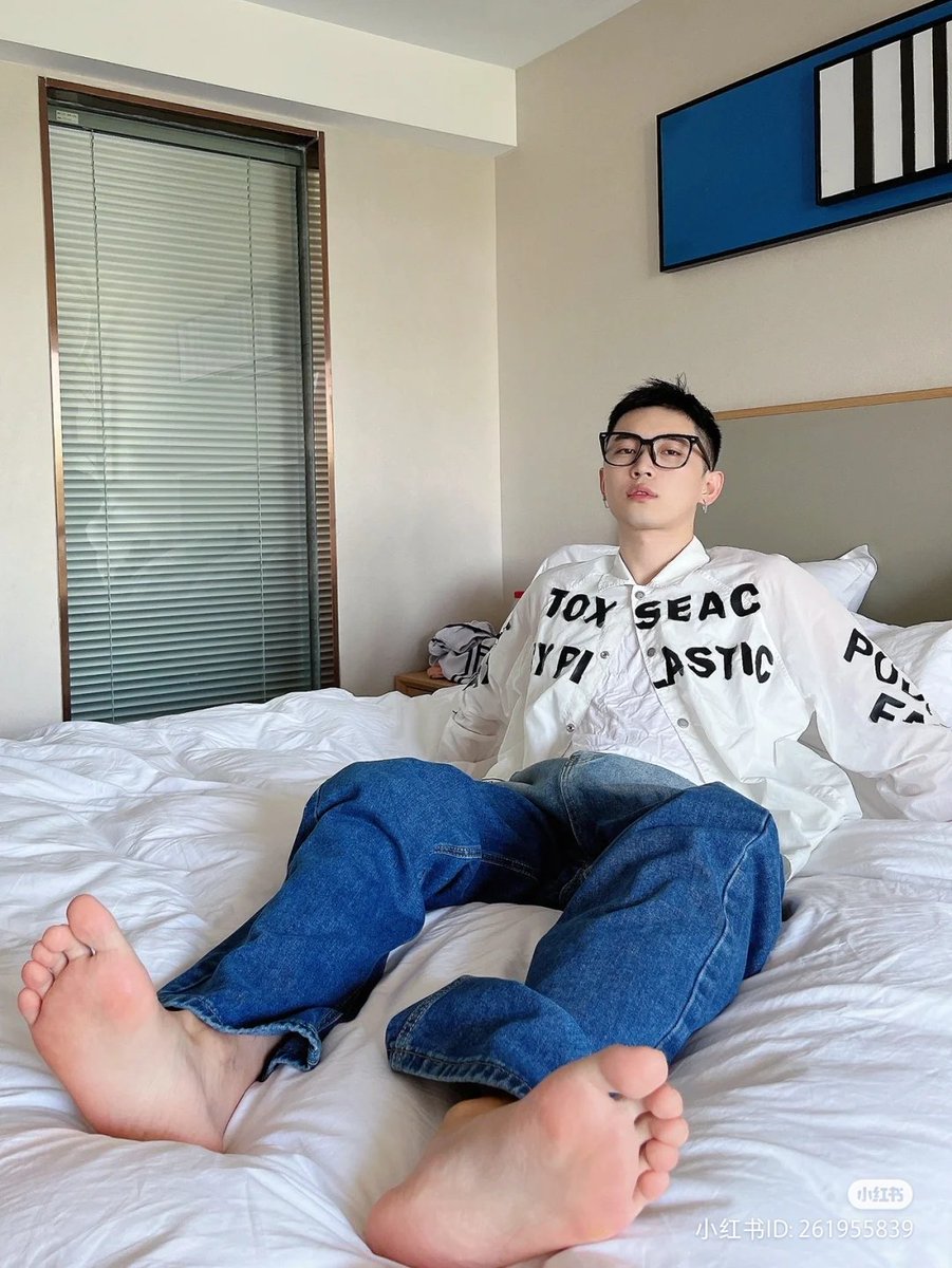 Asian Male Feet (@hkmngel) on Twitter photo 