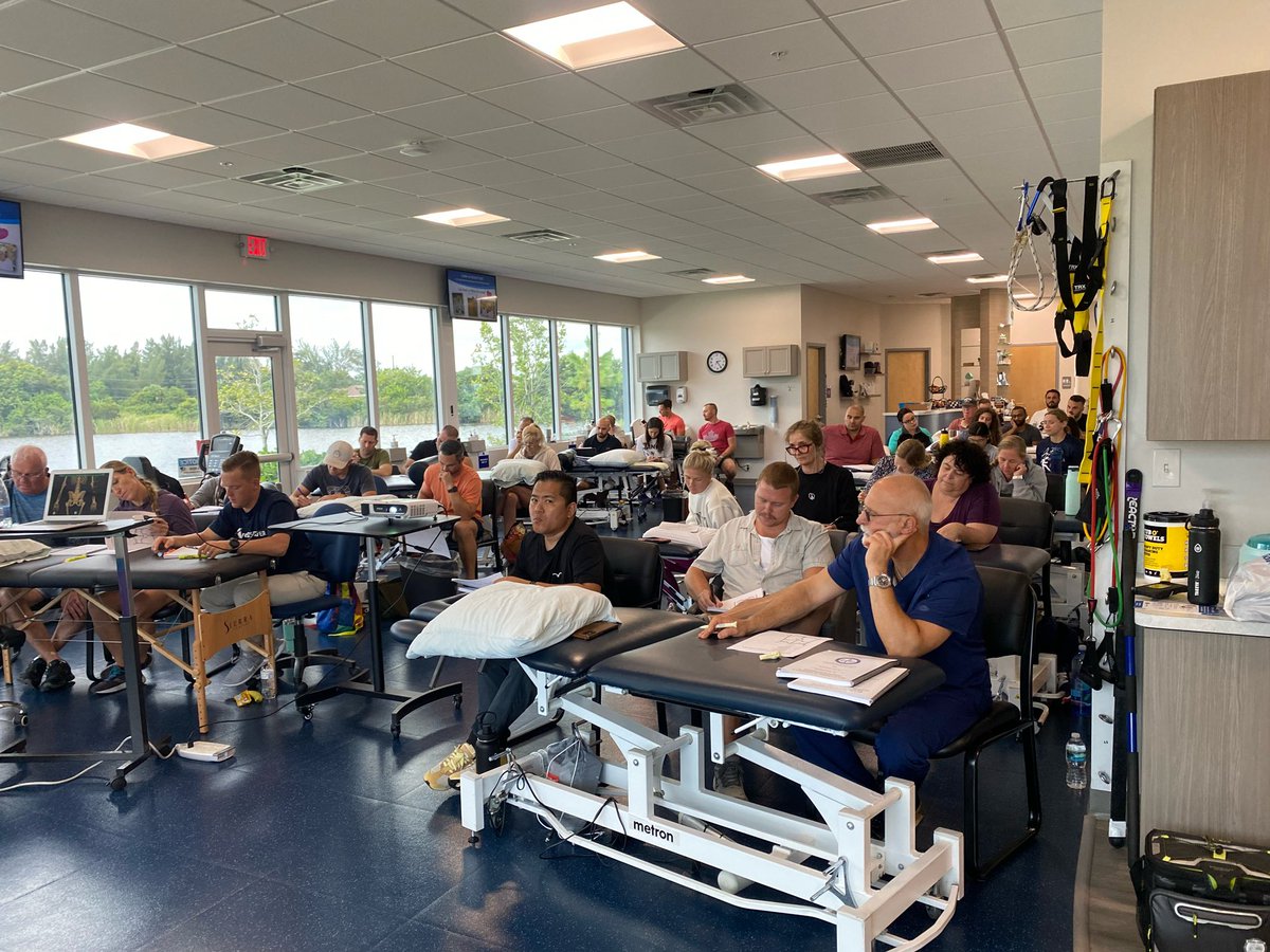 Finished up a great weekend of DN2 in Cape Coral, FL. Love that patients in my home state are having more options available for #EBP #AAMT <a href="/DrDunning/">James Dunning PhD, DPT, MSc</a> <a href="/chris_goult/">Chris Goult</a> @caseyPT23 <a href="/PaulBliton/">Paul Bliton</a>