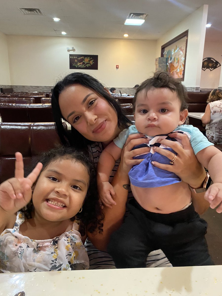 MrsPMenacho's tweet photo. Mrs. Charris and I had an awesome time at Hibachi 🍱🍣🥢 Thank you so much to our kinderbaby and her family for inviting us to dinner 💕 #o_braves https://t.co/avu33PSkLM