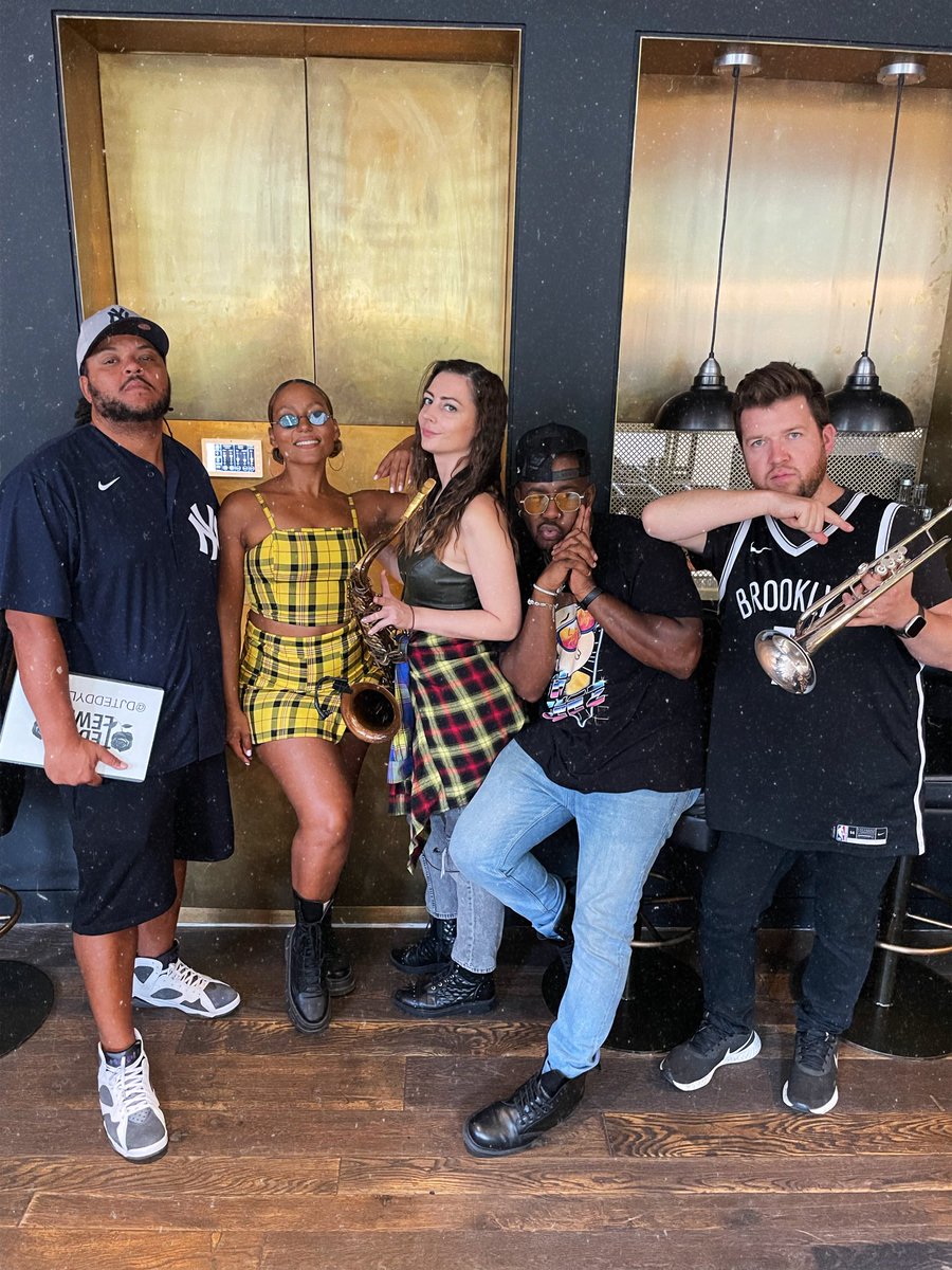 andjustvibe's tweet photo. Squad we are back with a brand new show on 02.10.22 at @amazinggraceldn We’ll be playing your favourite 90’s and 00’s RnB classics LIVE! Tickets are on sale now 🔥🔥 https://t.co/tk51iecj1z https://t.co/Uuail3G5wU