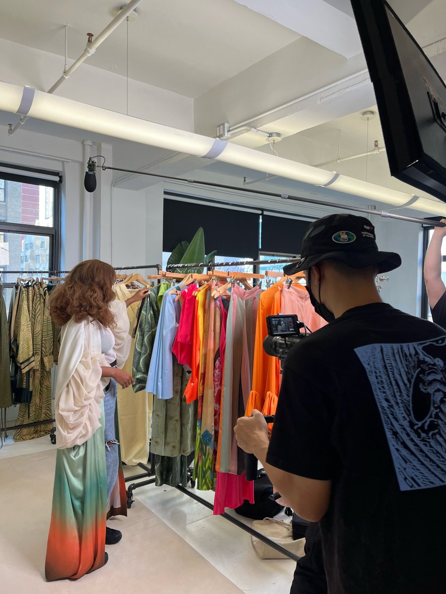 makespringhill's tweet photo. A behind the scenes look from our new series #ThesePieces! 📸
Episode 1 with @fenoelofficial is out now on @makespringhill’s YouTube! https://t.co/1ONWnbQu0N https://t.co/uhpVzpCKAX