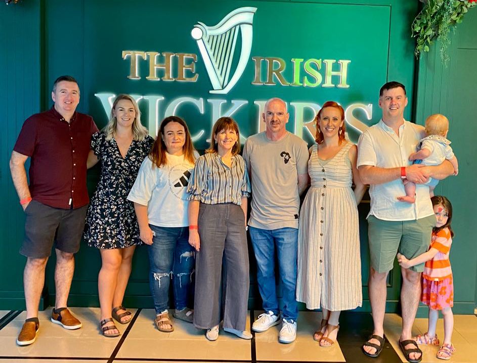 IEAmbUAE's tweet photo. Great afternoon today with @ADNaFianna, with Na Fianna Óg. Lovely for @john_forde1 and I to have our own kids partake in this vibrant and welcoming organisation. 

Go raibh míle maith agaibh agus maith thú. 👏 👏 ☘️ 🇮🇪 🇦🇪 https://t.co/5MRvedWZN0