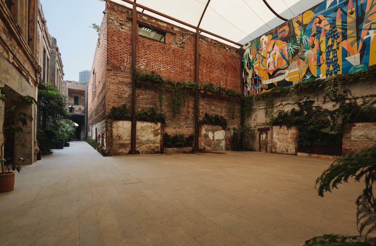 The NonNFT Summit tweet media