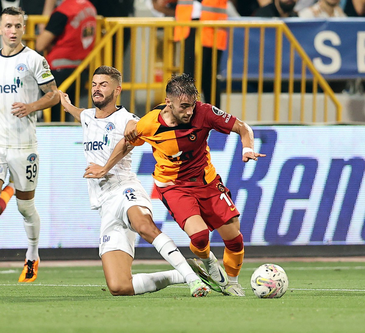 GalatasaraySK tweet picture