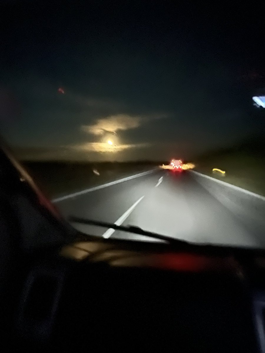 sheena_byrom's tweet photo. @RikkeMaimburg @midwife_cw @NormalBirthConf @hannahdahlen @birthsmalltalk @evitafernandez6 @FrankaCadee @world_midwives We’re en route in our camper with precious cargo #SooDowne - so exciting! And there’s a full moon! See you all in the morning 🥰 https://t.co/6MHNP9x8wP