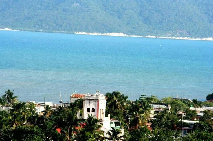 JouvatAyiti's tweet photo. #La ville d'Aquin
Dans le département du Sud
Decouvrir Haïti avec ses plages
#Faisons touristes 🇭🇹🏝💞🏊♂️ https://t.co/qt9guQFdif