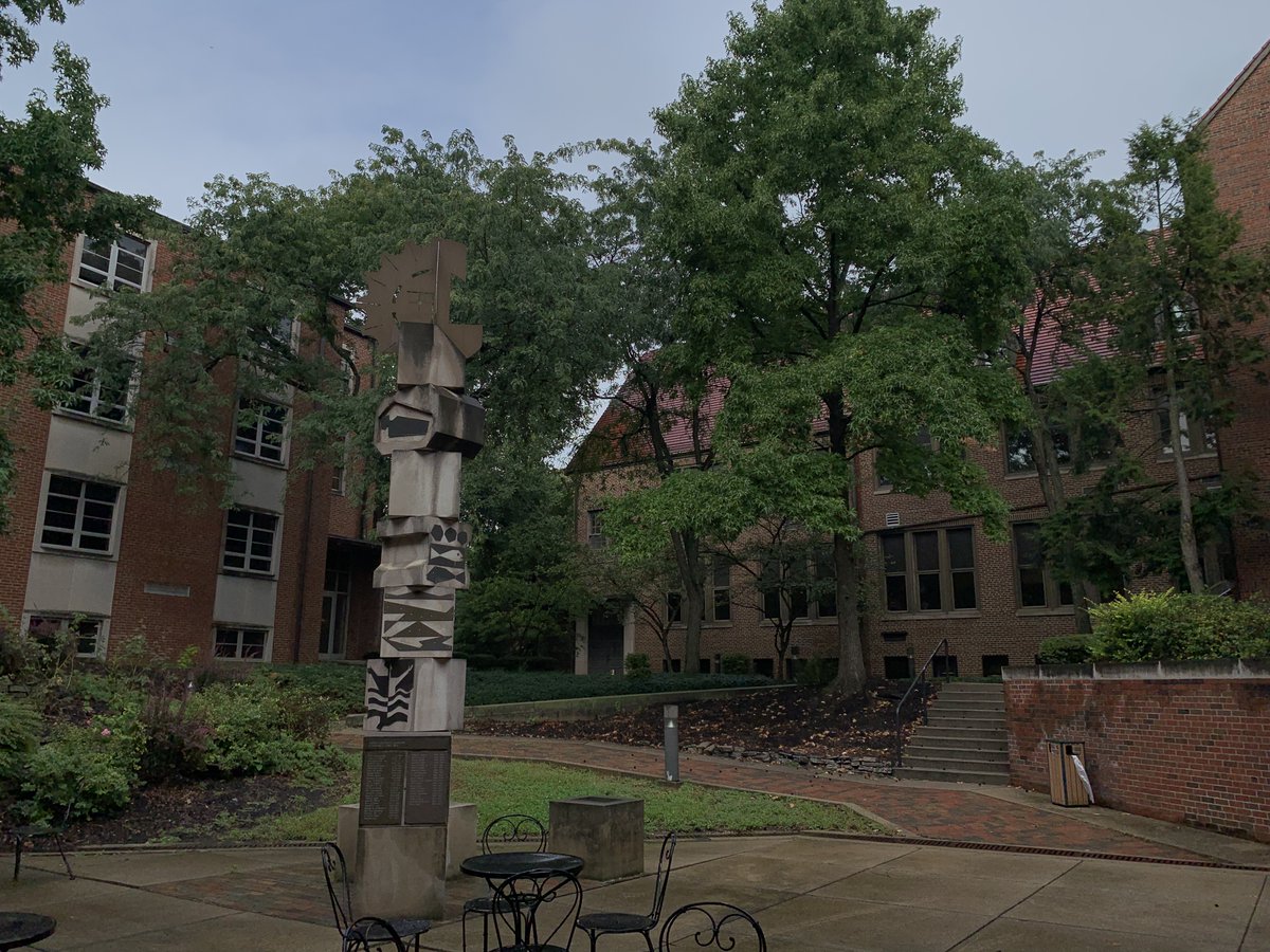 pr262lkellum's tweet photo. One of the most underrated parts of #CapitalUniversity is the #TrinitySeminary! It has some of the best spots on campus! https://t.co/vPdoc1IHwv