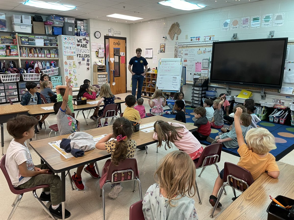 Carmel Kindergartners love their community! <a href="/CarmelColts/">Carmel ES GA</a> <a href="/CherokeeSchools/">Cherokee Co. Schools</a>