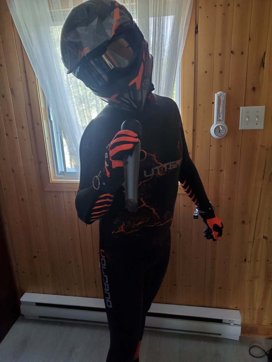 Someone would like to duet with me ?!? 🥰😈