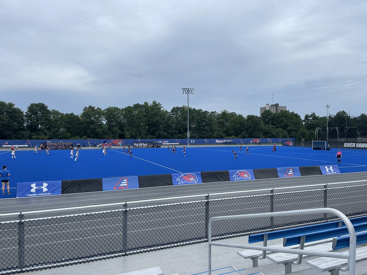 NrhsFieldHockey's tweet photo. From green to #wickedblue with @RiverHawkFH we enjoyed watching these players compete at such a high level https://t.co/bHpPFZdUxW