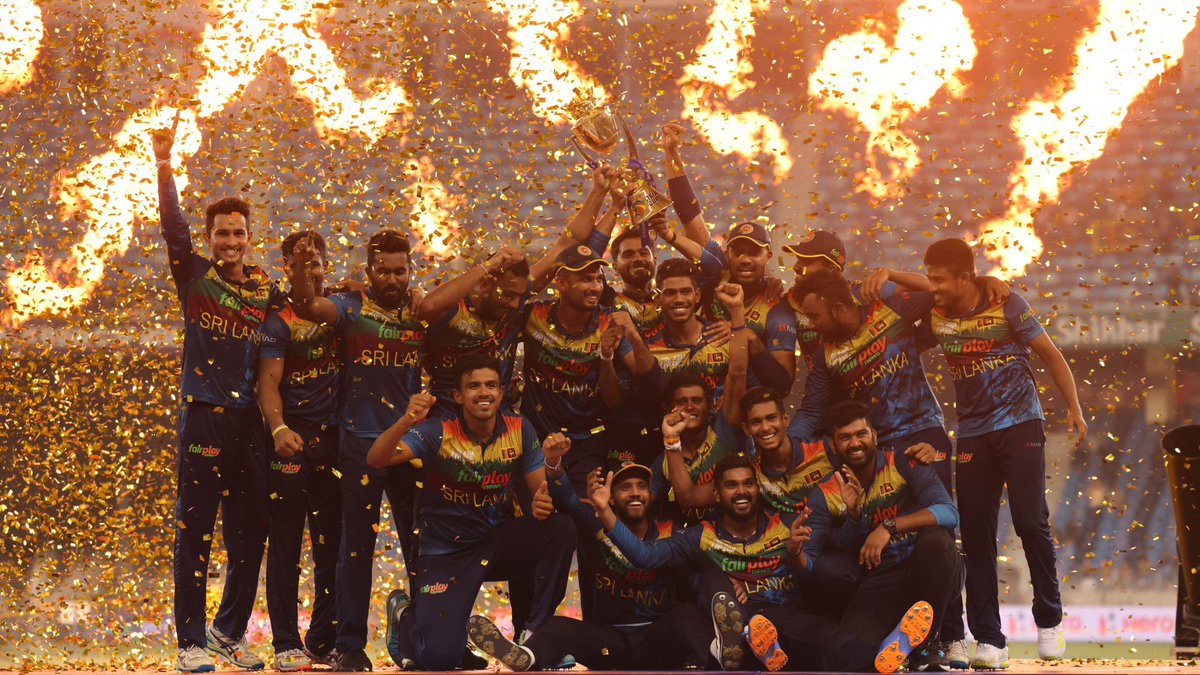 Vandersay's tweet photo. CHAMPIONS OF ASIA!!!!! 💪💪💪 https://t.co/SKGHgeWWXF
