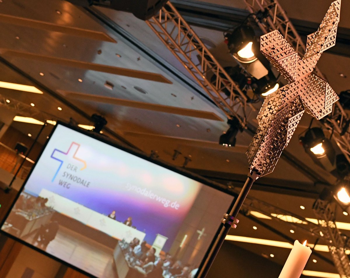 Gestern endete die 4. Synodalversammlung in Frankfurt. Dazu mein Komentar „Synodaler Weg in Schieflage“ beim Portal <a href="/kath_de/">kath_de</a>: kath.de/kommentar/2022…. #SynodalerWeg #Synodalversammlung