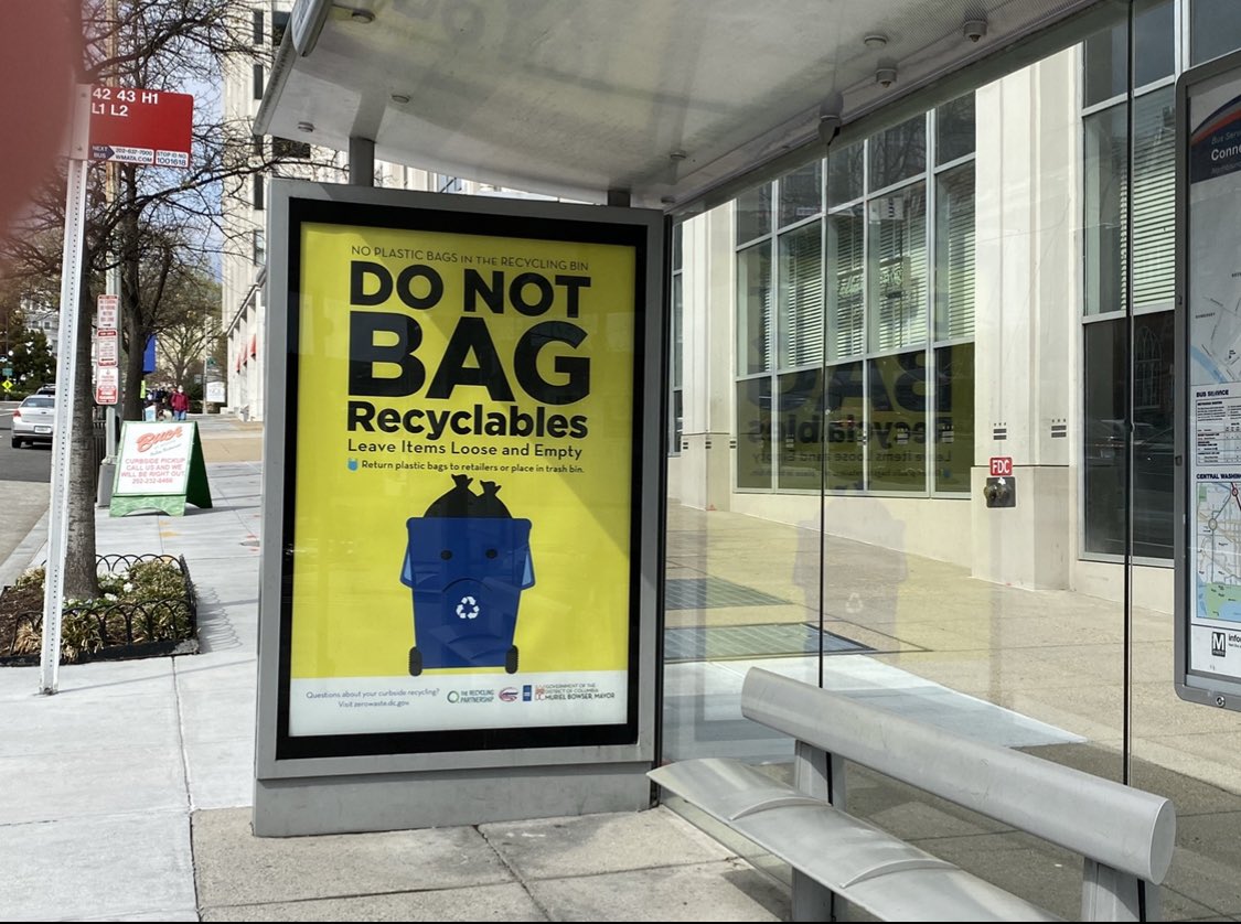 CharDreizen's tweet photo. Plastic bags are the most common contaminant by a mile.

Whether it’s a plastic bag alone or recycling placed *into* a plastic bag, they jam recycling equipment and cause facilities to have to shut down multiple times a day for workers to cut out with box cutters. https://t.co/qtQKRiAITB