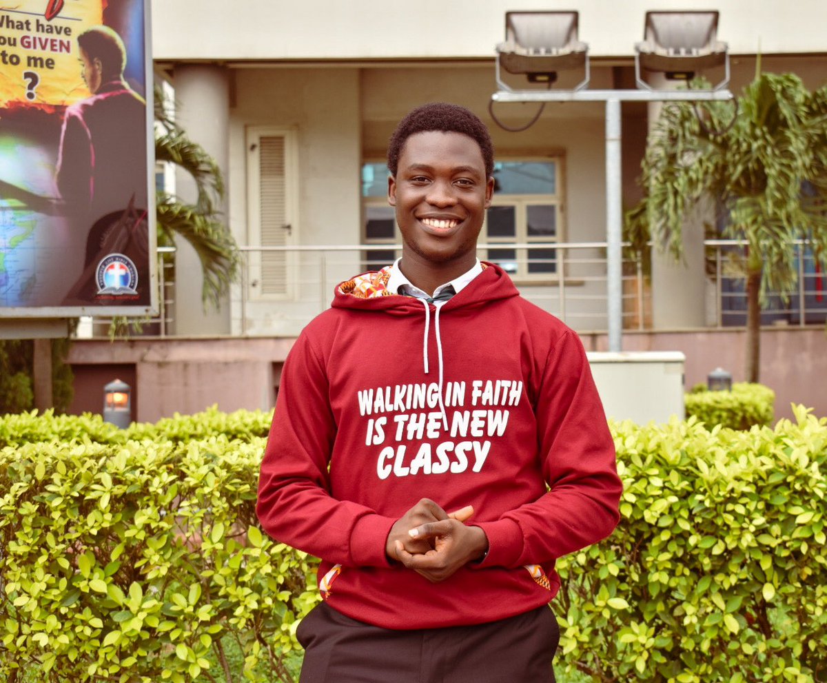 GeoNiffy's tweet photo. Happy Sunday Fam.ππ
Yes.. We walked in Faith, and weβll continue to work in faith by God grace.
Hoodie- @Aphoenixcrafts
@AbioyeModupeol4 shot it https://t.co/VHJNTzq8Hy
