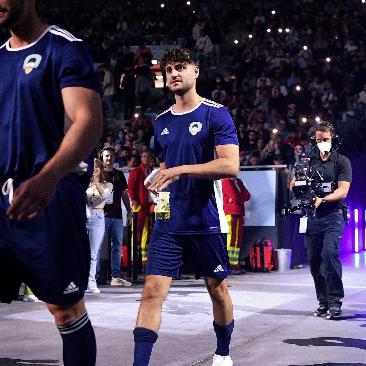 EliasN97's tweet image. Ohne Worte 🔥❤️ ihr seid die besten hatte echt so oft Gänsehaut, bin dankbar so eine Community zu haben ❤️ das war erst der Anfang