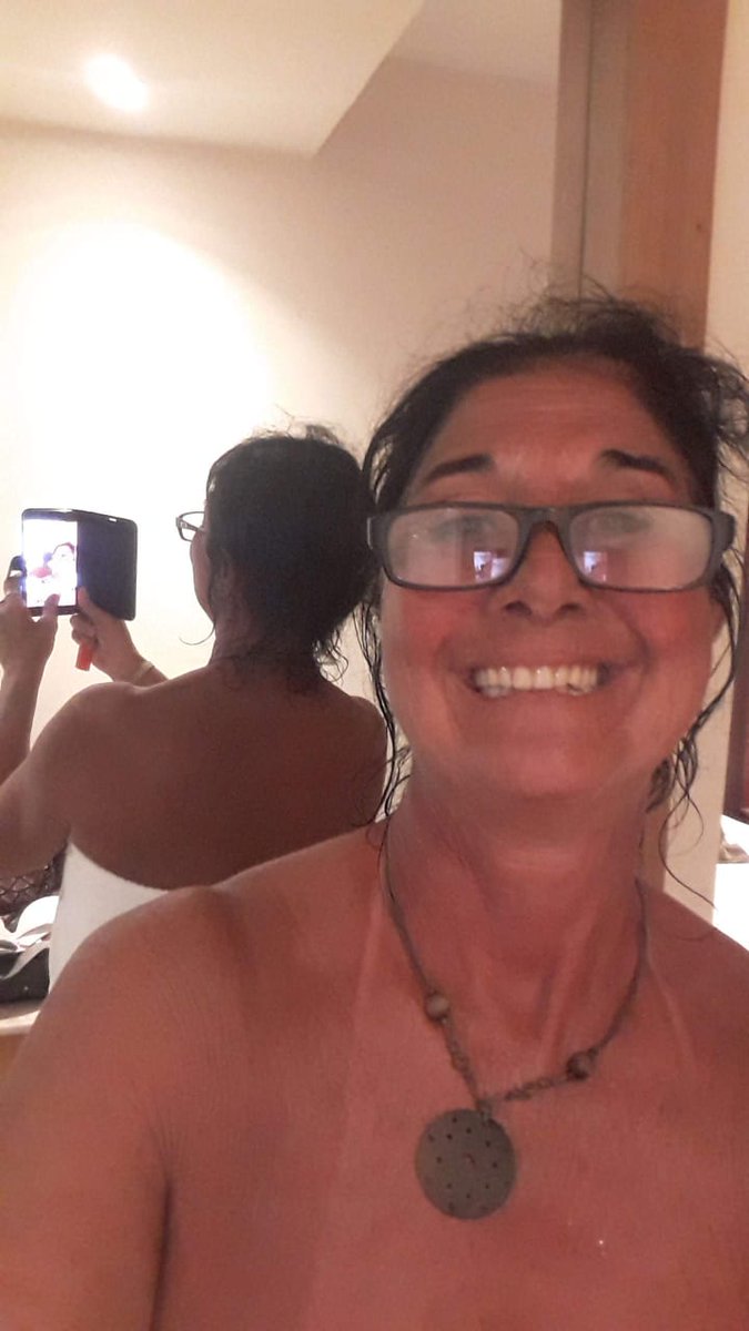 FlorDeserto's tweet photo. Eu, toda feliz 😊, no Resort all inclusive #IBEROSTARSELECTION PRAIA DO FORTE, na #Bahia.  🎊🎉🎈💐🍰🎁🍾🍷🍧🍨🍫🍦🚩🇧🇷🚩❤️ https://t.co/P0Xj3jphvy