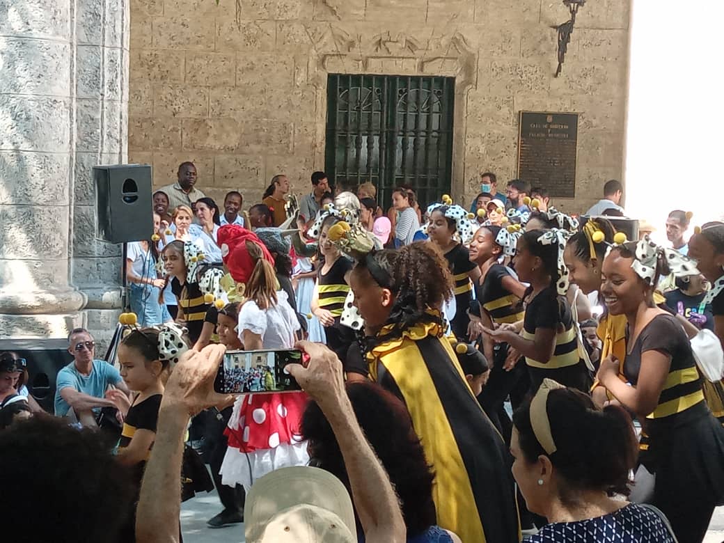 CUBAH0RA's tweet photo. #Domingo con "D" de DIVERSIÓN 🥳
.
.
📸: Cortesía de Marileisi Miranda / Cubahora https://t.co/jjw5IpWUBW