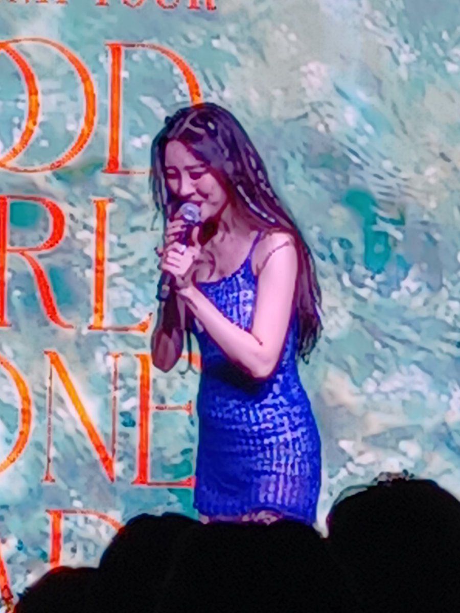 Eunha_Cactus's tweet photo. I forgot to mention how I saw Ms.Sunmi last night. Tbh the first time I saw a Kpop idol live. She was amazing and def want to see her live again.
#SunmiInSeattle https://t.co/cDn9gqUta5