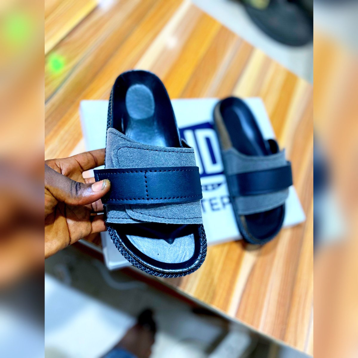 JDsteps1's tweet image. Twitter please retweet my handworks 🙏🙏🙏🙏🙏

1st Frame :10,000 naira
2nd: 9,000 naira
3rd: 9,000 naira
4th: 10,000 naira

we deliver nationwide ✈️✈️✈️