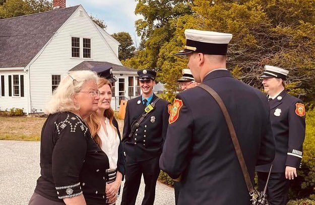 AdrianneRamos4rep tweet media