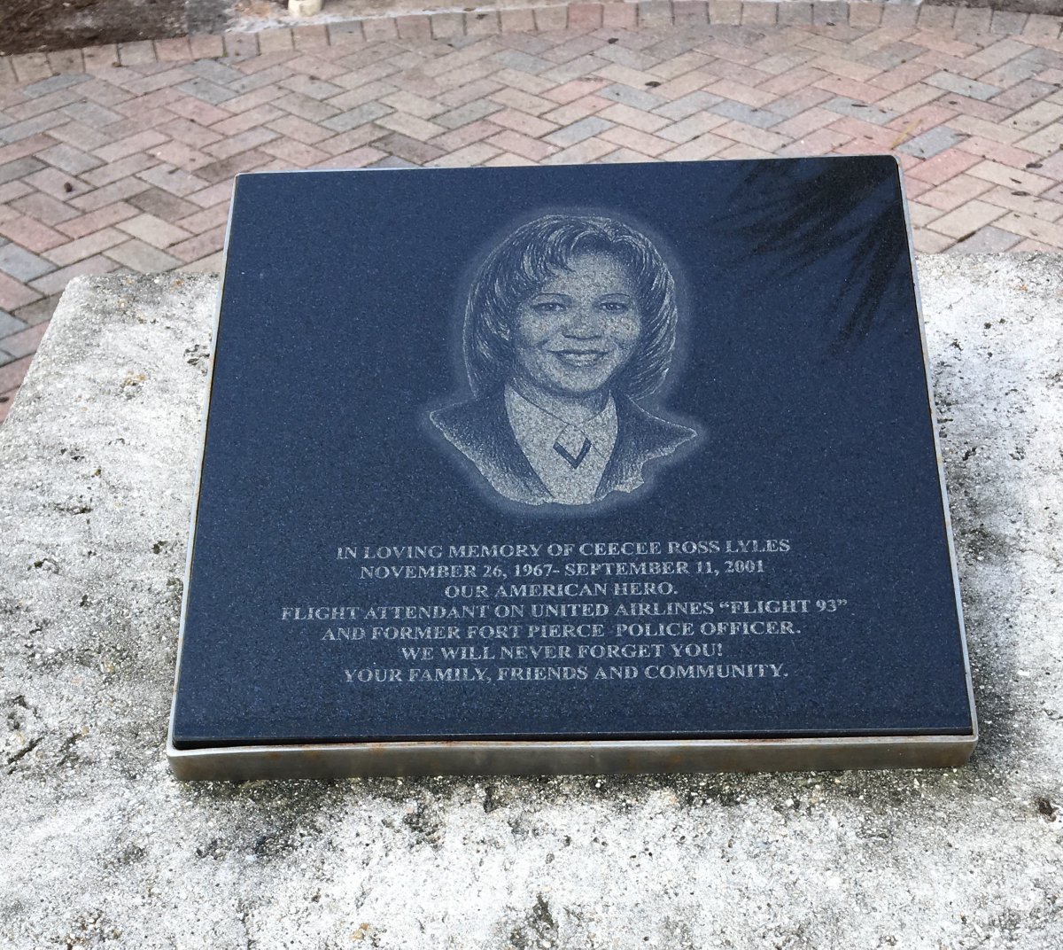 RoscoePI's tweet photo. @KevinSixx13 Local hero Ceecee Lyles was on that flight. I try to post this every 9/11 in her honor. This is her memorial. https://t.co/2kQcE4I2fj