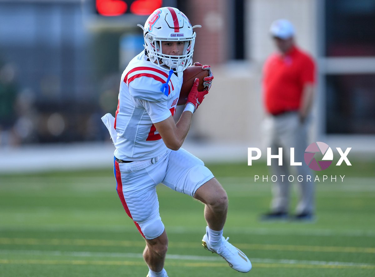 vypesideline's tweet photo. Oak Ridge vs The Woodlands varsity football action shots are live!!! Check out https://t.co/azVg53a9zW asap to browse!! ✨✨
#sportsphotography #sportsphotographer #texasfootball #highschoolfootball #maxprepssports #htxhssports #texascheer https://t.co/dxjkD1qkiB
