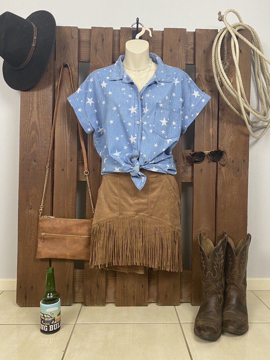 working_bull's tweet photo. Star denim shirt goes on preorder this week! 
Tassel skirt (with pockets) is already up 💕
https://t.co/4LaE889C67 

#countrylife #countrygirl #westernwear #workingbull https://t.co/LJbDxAxT3K