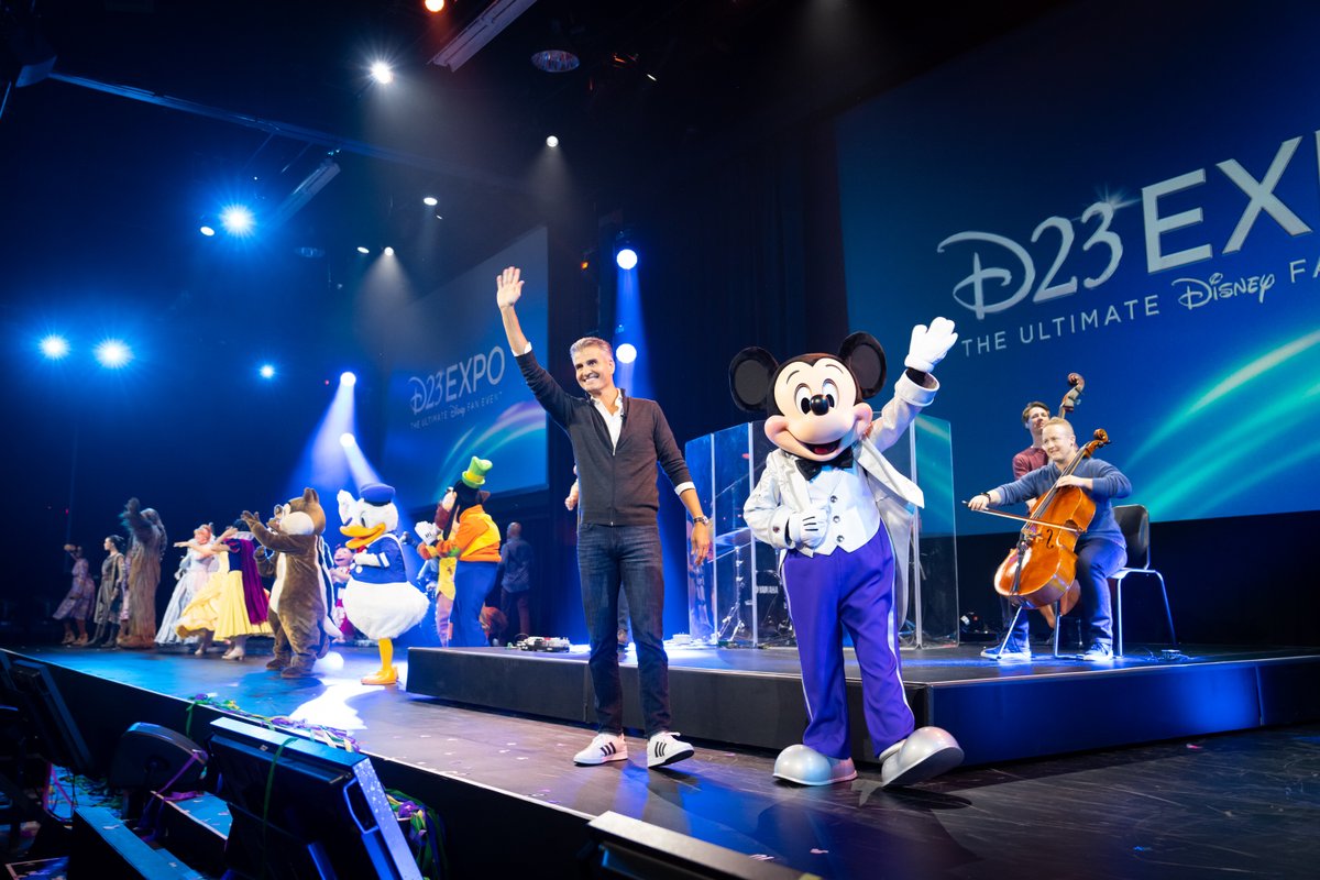 DisneyParks tweet picture