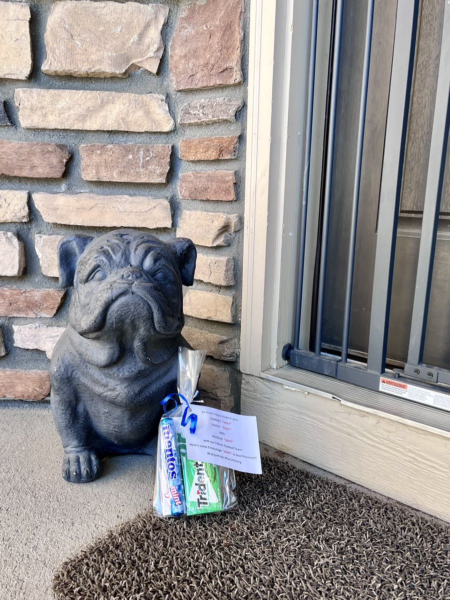 HRHSFootball's tweet photo. Delivered surprise gifts to the boysβ houses today to kick off Homecoming Week! Letβs Go Ranch! BEAT ROOSEVELT!!
ππ΅β«οΈ
#FalconPride #RanchStrong https://t.co/N5bQIKeCZ9